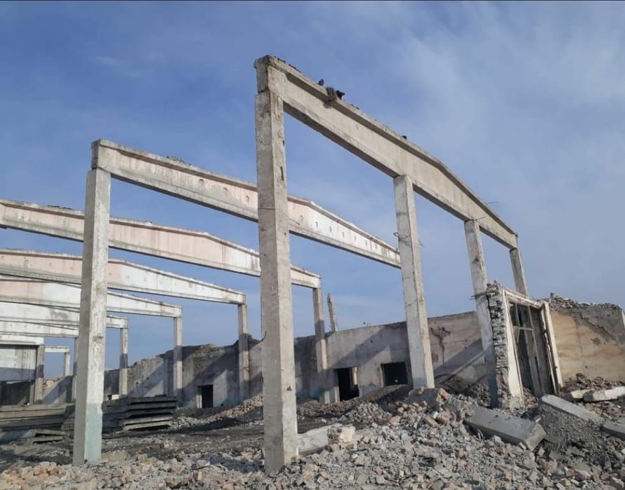 Продам колоны, ригелья