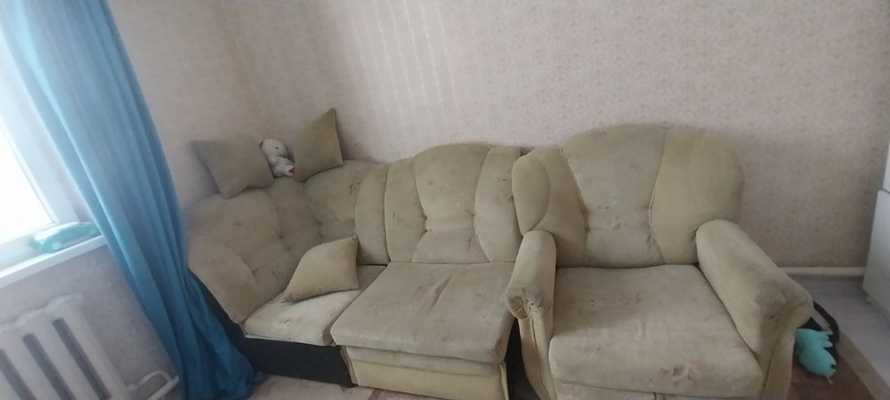 Диван беріледі. Бағасы 5000тг.
