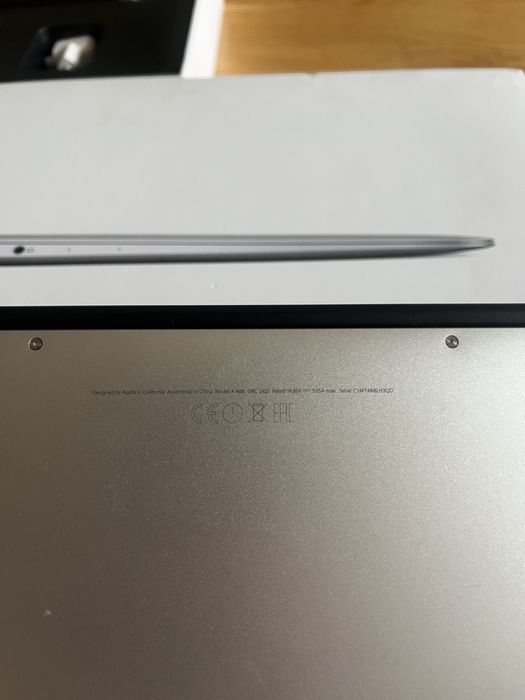 Macbook a1466 2017