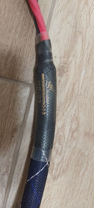 Кабели за аудио..