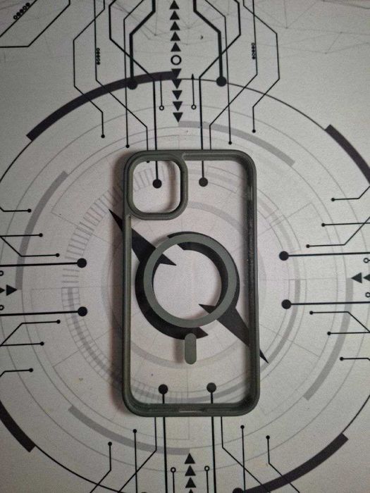 iPhone 11, 128 GB, în stare bună, cu husă inclusă!!