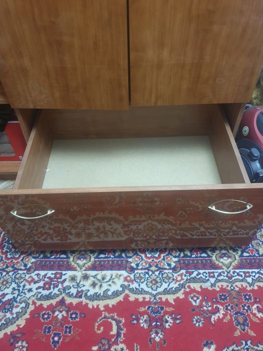 Продам шкаф в отличном состоянии 220×125×90
