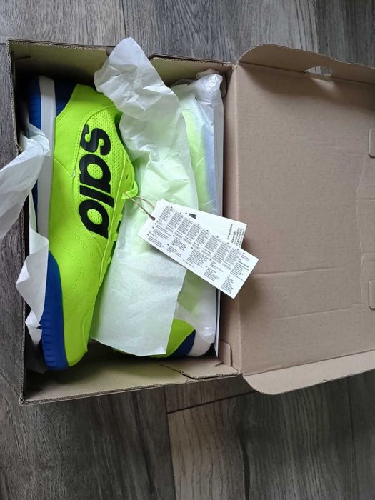 Юношески стоножки Adidas за изкуствена трева