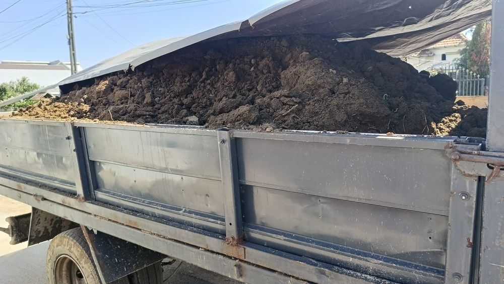 Nisip,pietriș ,chisai