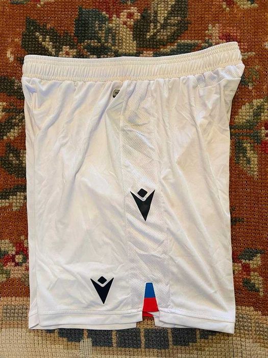 Pantaloni scurți Macron