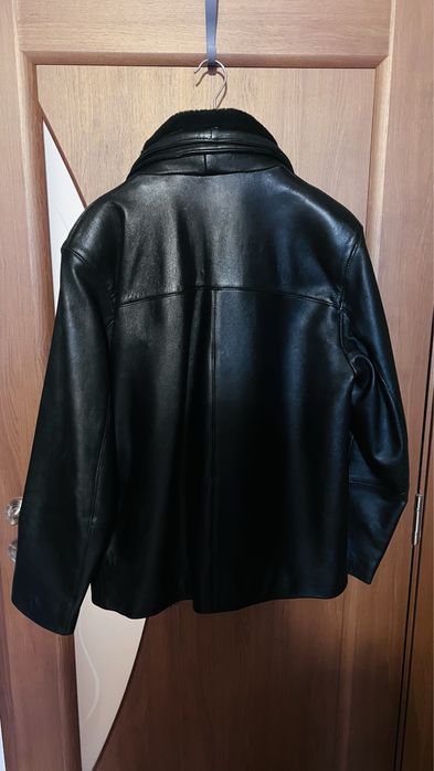 Vand haine de piele cu blana pentru barbati