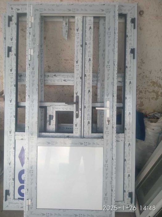 faqat bizda arzon akfa eshik va romlar vitraji xamda masketniy setka