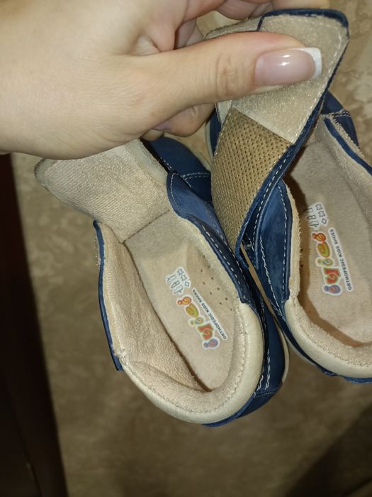 Продам детскую обувь ортопеды