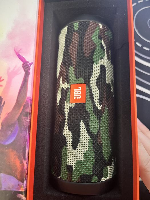 Колонка Jbl flip 4
