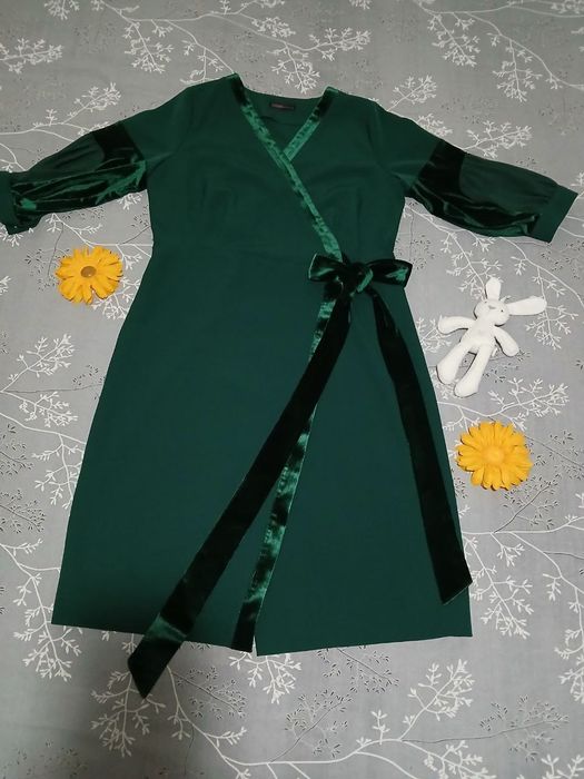 Срочно Платье ,Туника  2 ШТУКИ   раз 48- 50 красивые