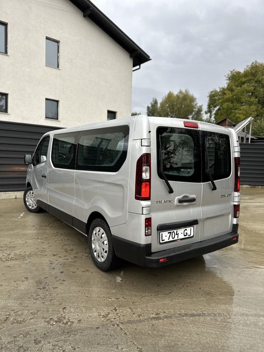 Renault Trafic 8+1 / 2017 / Euro 6 / 1.6 DCI / L2H2 / Keyless Entry-Go
