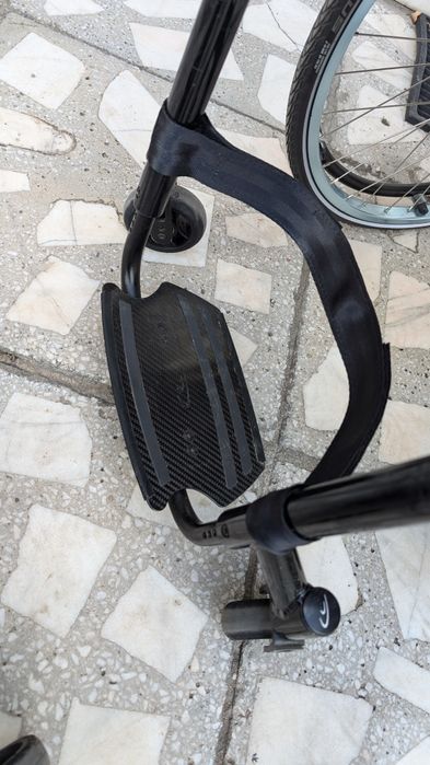 Carut carucior scaun rulant activ Kuschall K handicap dizabilitati