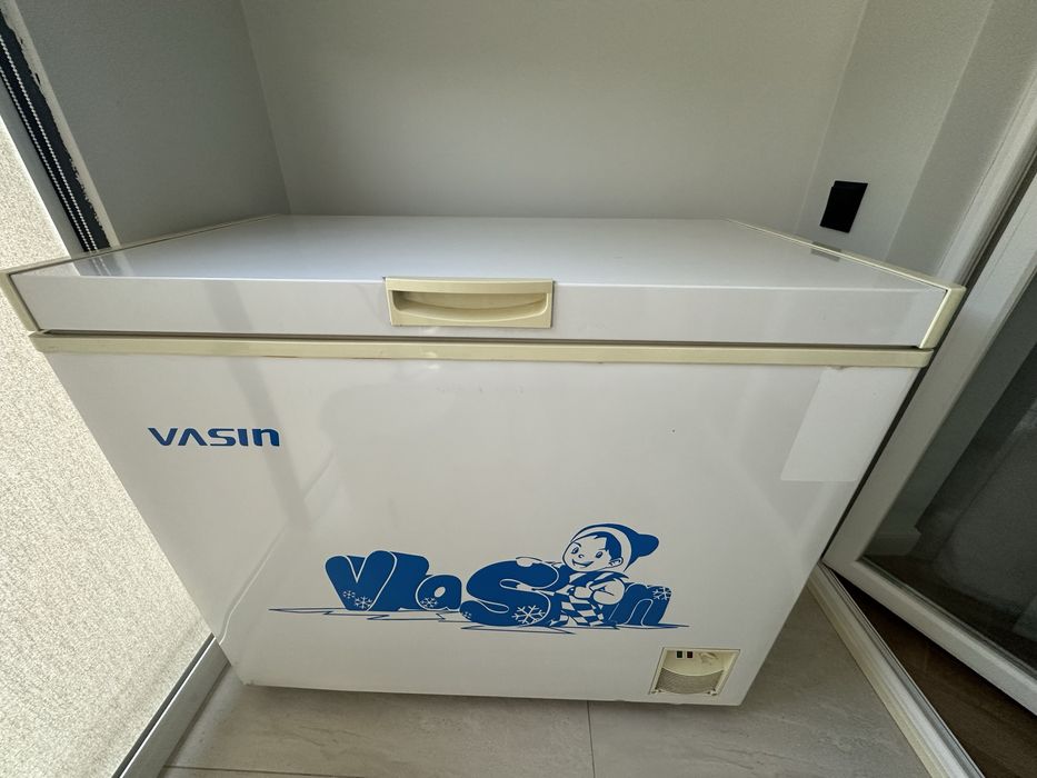 Морозильник Vasin