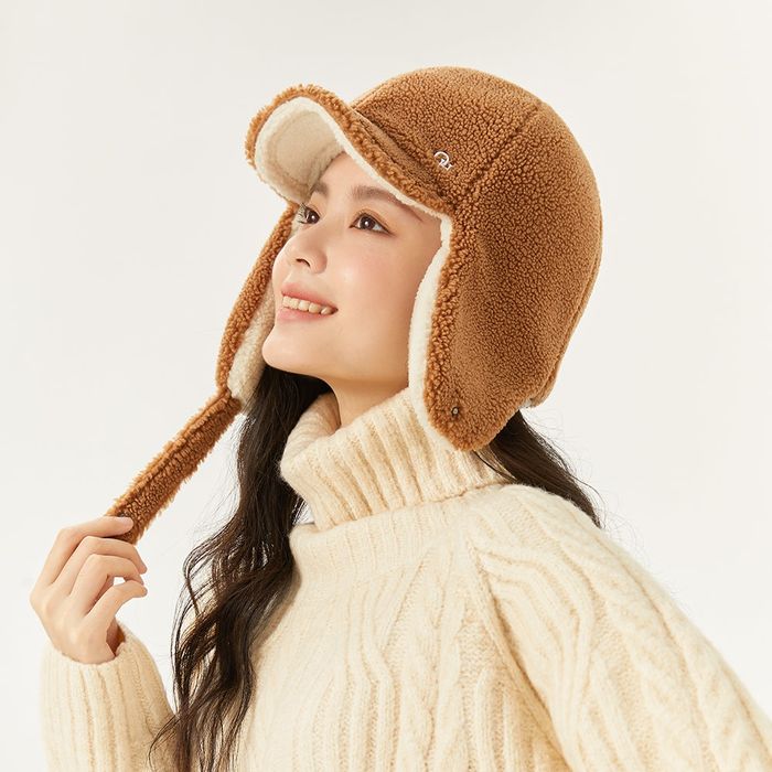 Женская брендовая шапка бомбер aviator