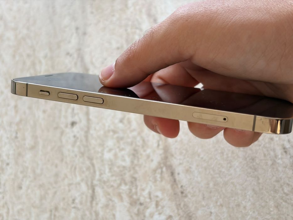 Iphone 12 pro.