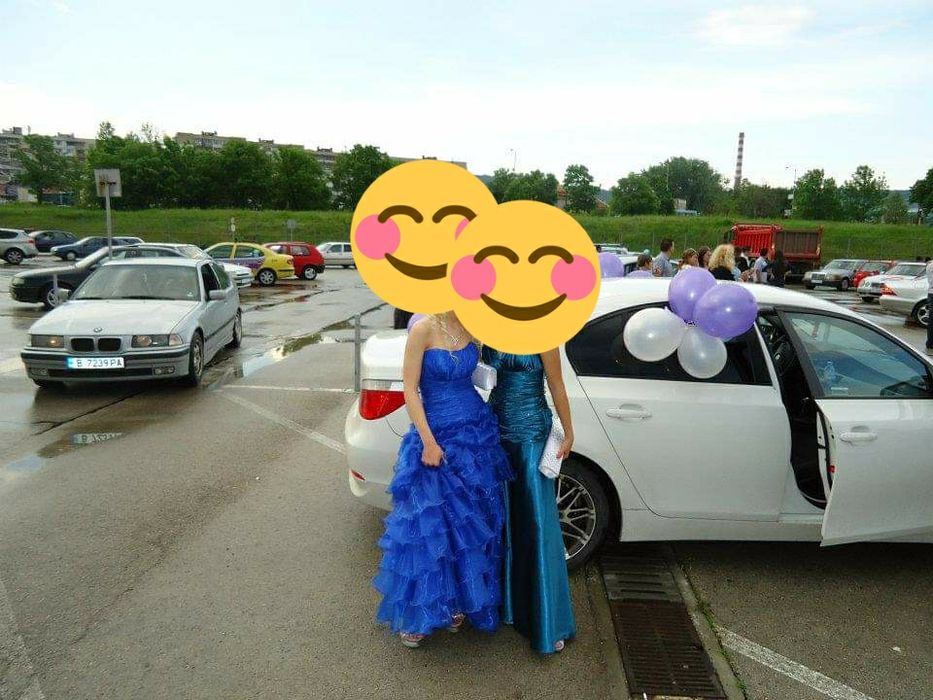 Продавам бална рокля