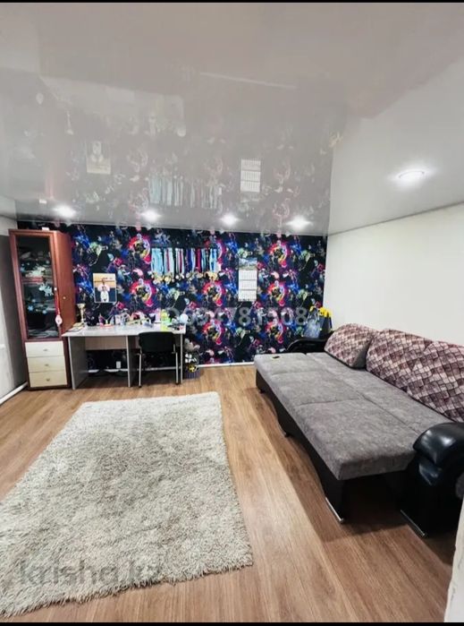 Продаётся дом с участком 10 соток