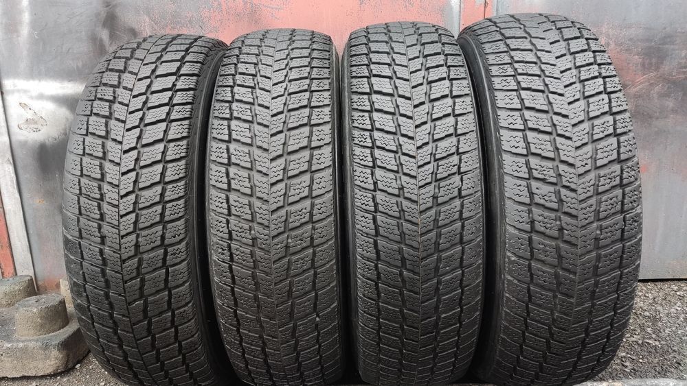 4бр. зимни гуми 205/70/15 Nexen Winguard SUV
dot21
6.76mm
Австрия 
про