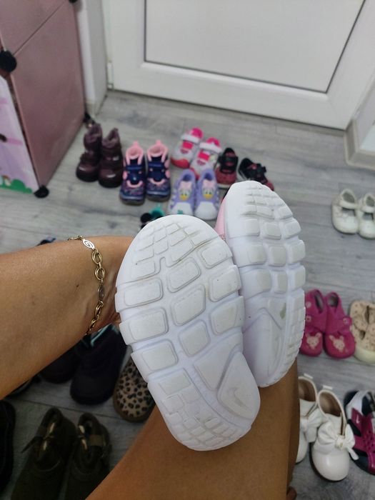 Adidasi fete 20/21/22