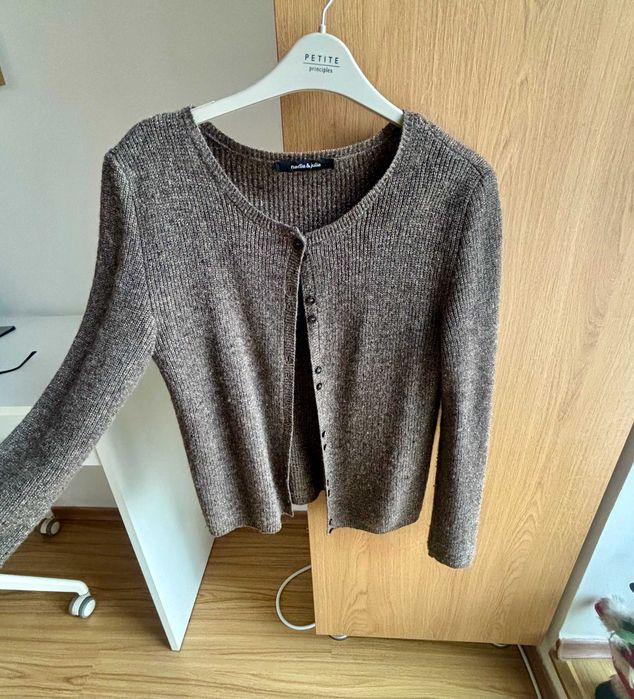 Bluza de lana cu fir auriu, marimea M