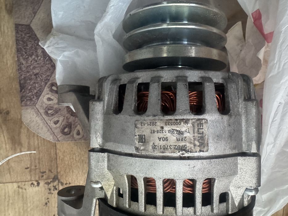 Продам генератор камаз,маз