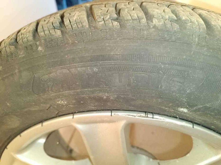 Зимни гуми с джанти за BMW – 225/55 R16 – DOT 3918
