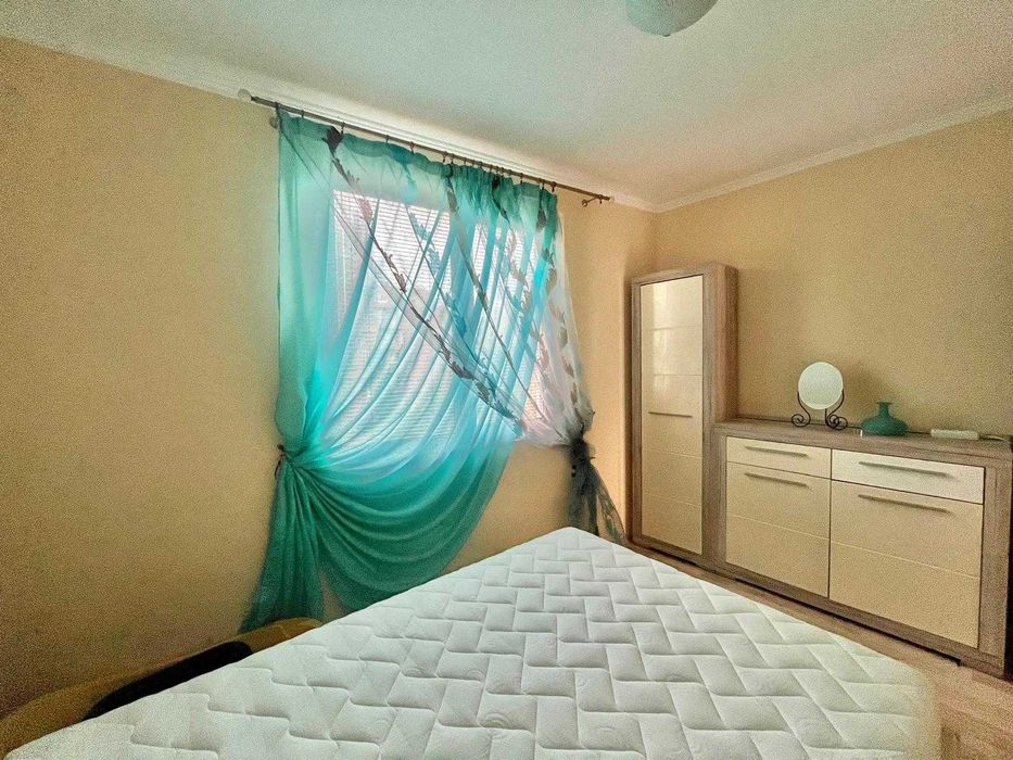 Тристаен апартамент в Слънчев Бряг!