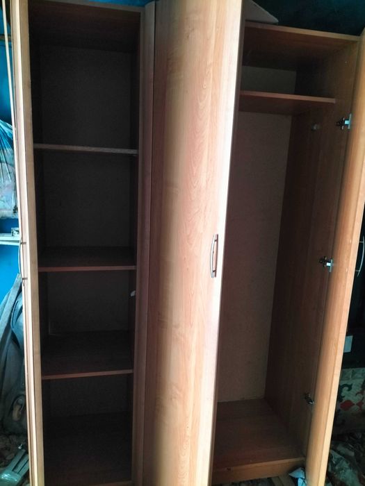 продам шифонер в