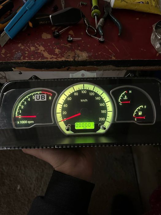 Nexiya 2 tablo sotiladi. Продоется табло от Нексия 2