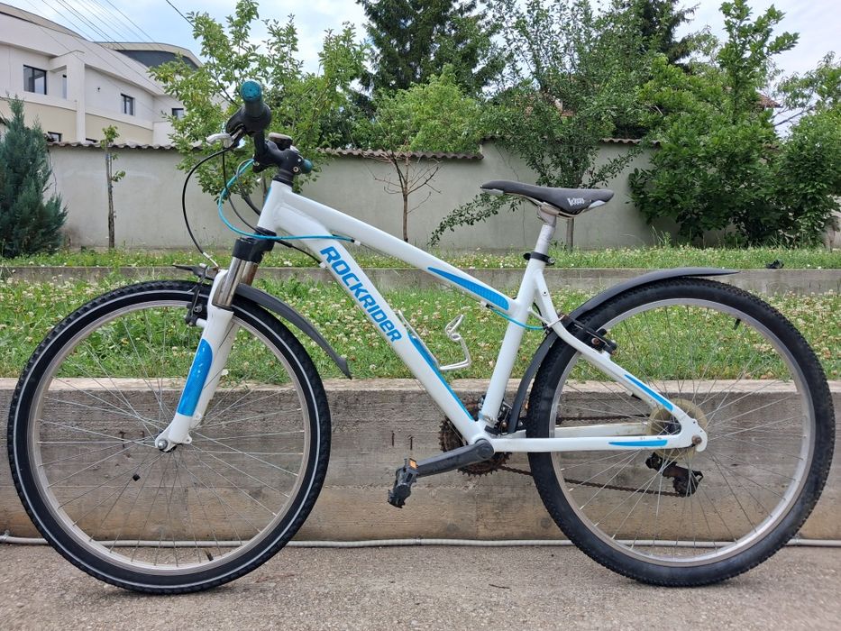 Vând trei biciclete