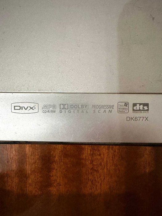 DVD-плеер Karaoke LG Dolby Digital