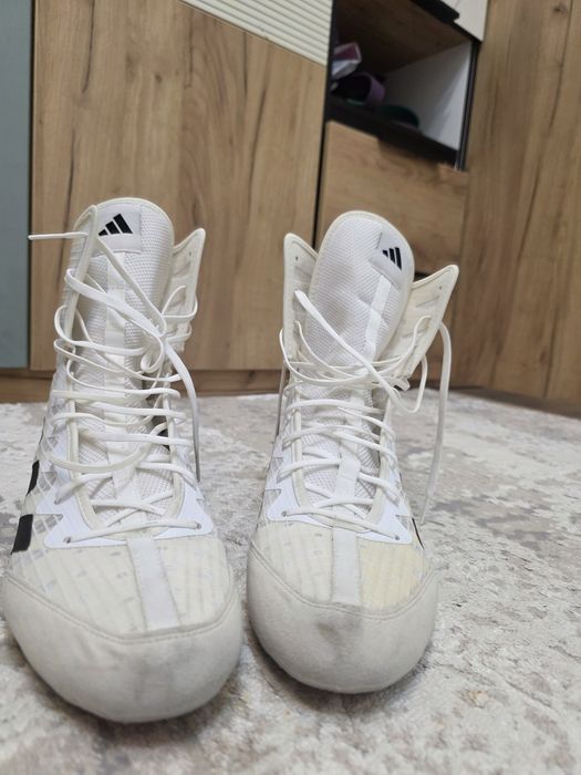 Продаю боксер Adidas original,РАЗМЕР 42-42.5