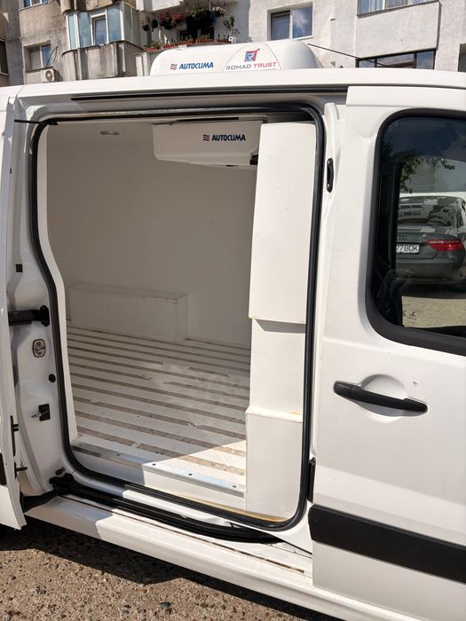 Duba izoterma Toyota Proace motorizare 1.6 fără ad blue