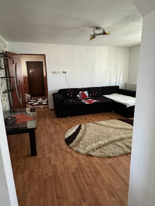 Apartament de închiriat