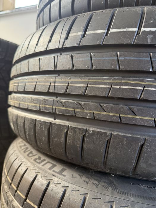 Anvelope de vara Bridgestone noi 235/55 R18