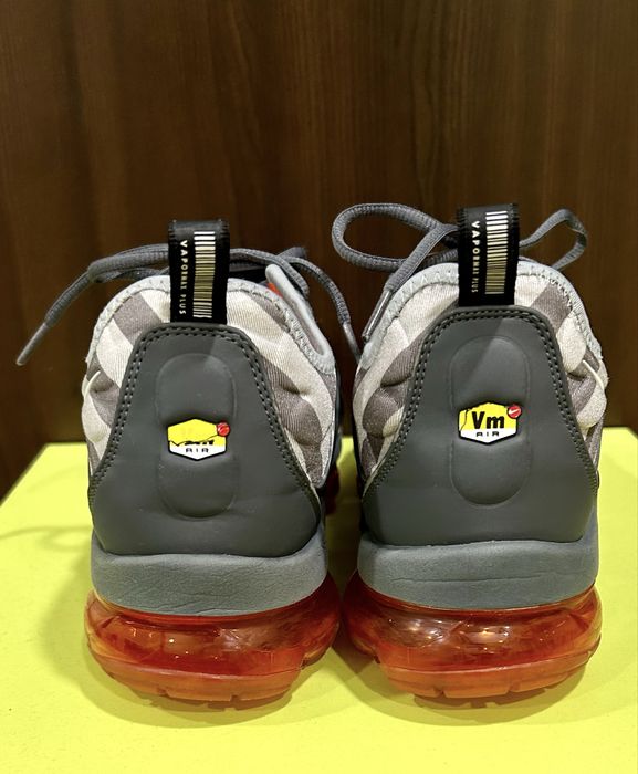 Nike Air VaporMax Plus 'Wolf Grey Monsoon Blue'