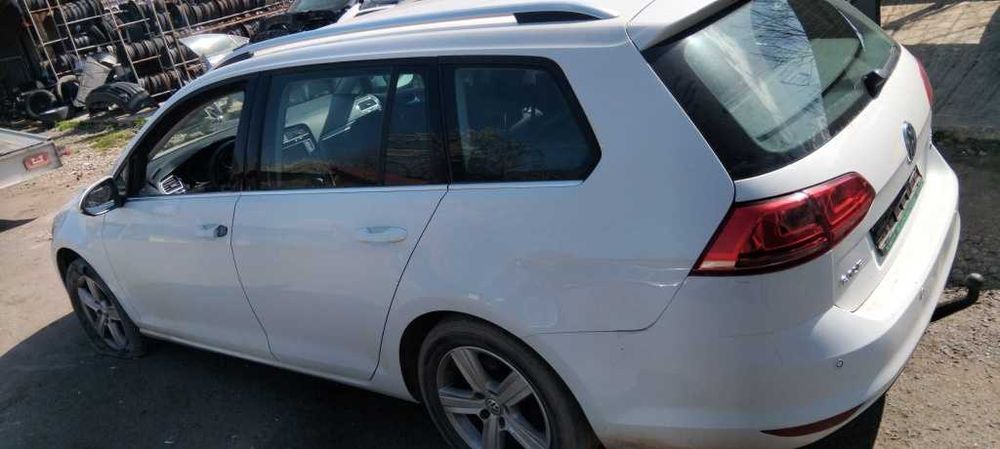 Dezmembrez Volkswagen Golf 7 2.0 TDi an 2017 cod motor CRBC