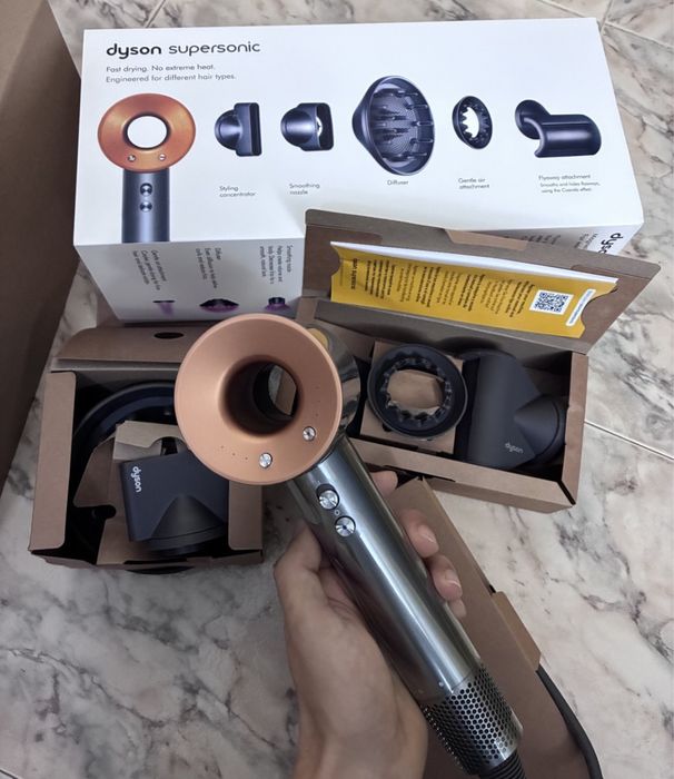 НОВ!!! Dyson сешоар