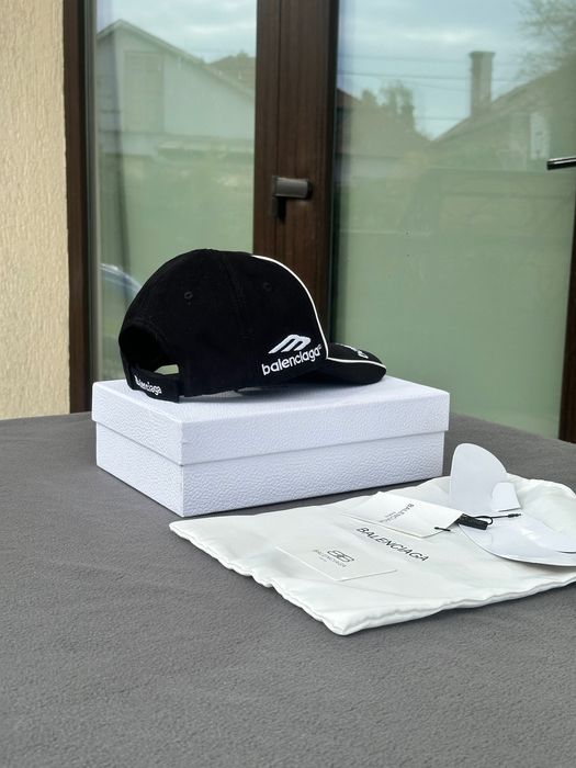 Balenciaga Logo-Embroidered Cotton-Twill Baseball Cap