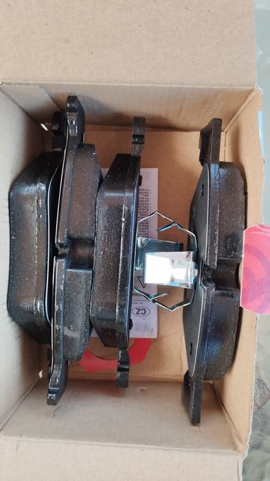Set placute frana fata TRW BMW Seria 5 F10 F11 F18 2009 - 2017 Gdb1882