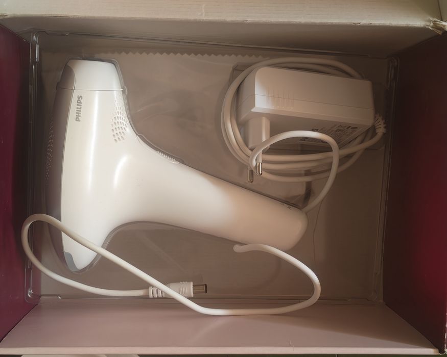 Фотоепилатор Philips Lumea