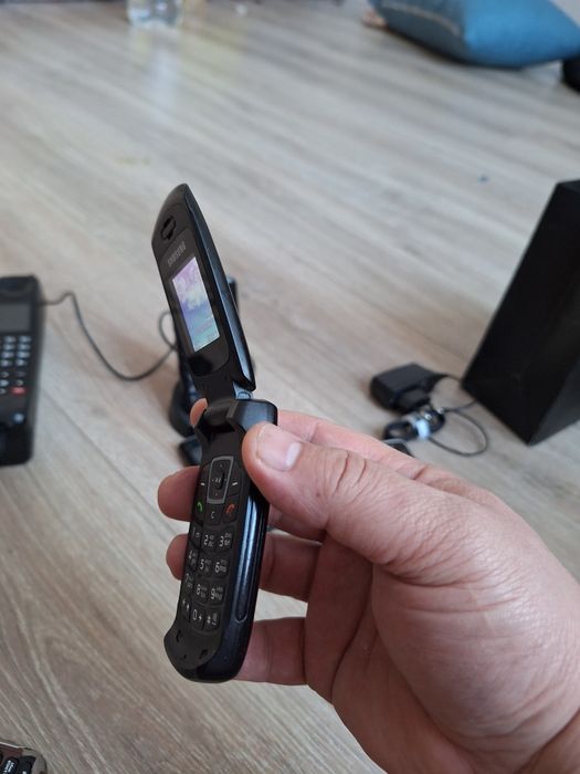 Продам Samsung S2700