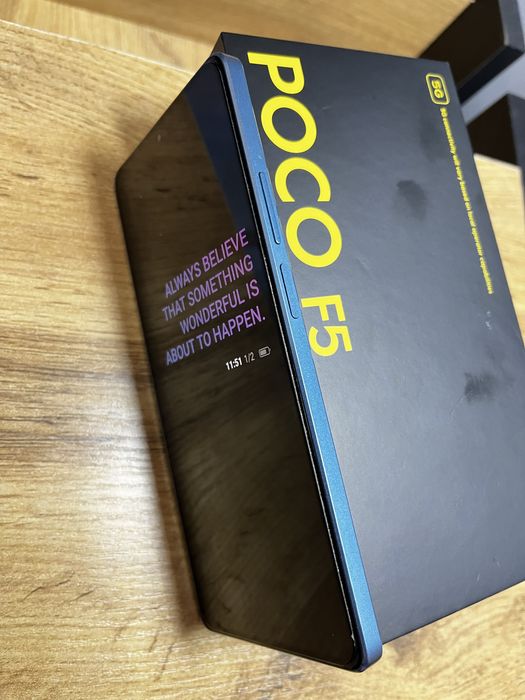 Poco F5 5g idealno