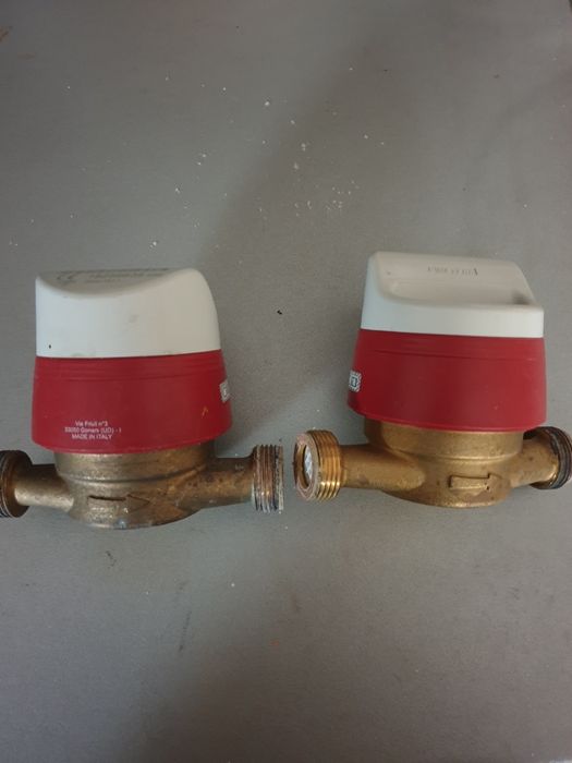 Contoare de apă cu citire electronica