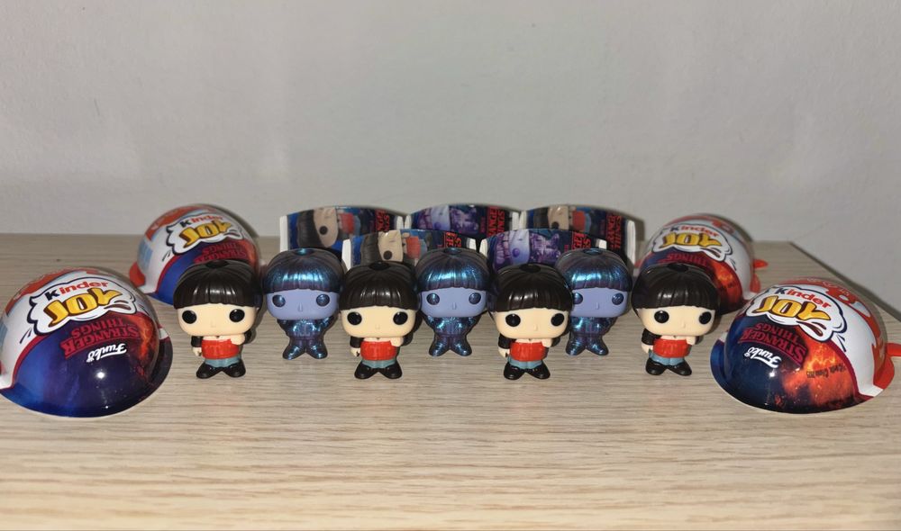 Фигурки Kinder Joy Stranger Things, Will, Еди, Майк, цялата колекция
