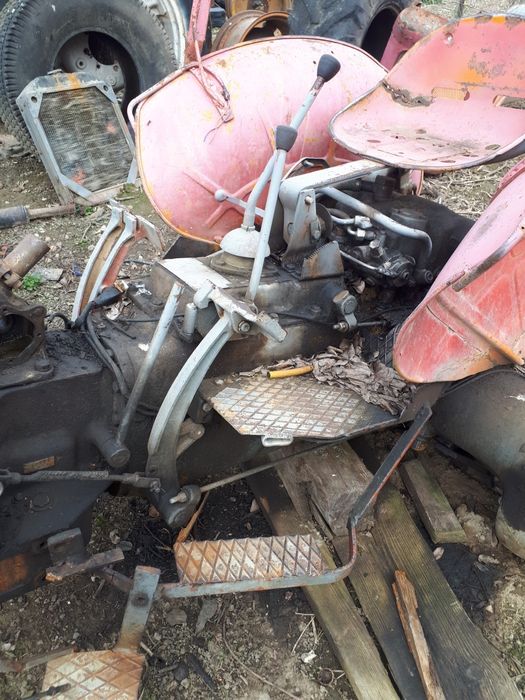 Piese second hand tractor Fiat 513