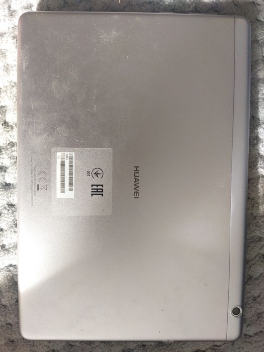 Продаю планшет HUAWEI