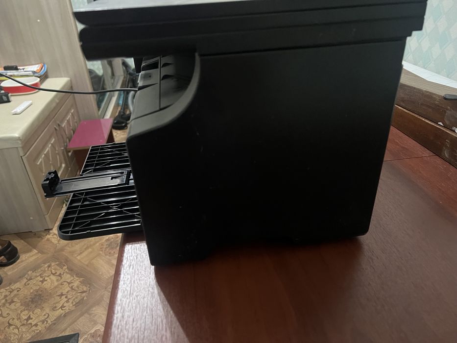 продам принтер и картридж пустой