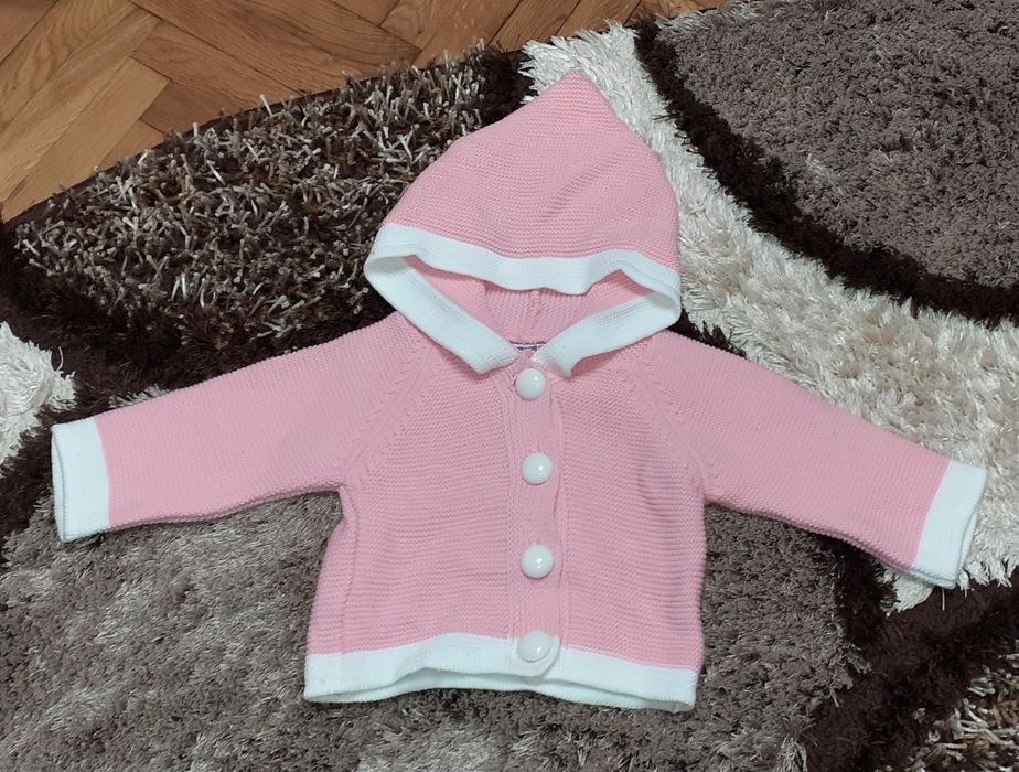 Pulover roz pentru fetițe