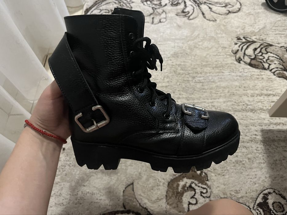 Ghete dama, piele naturala